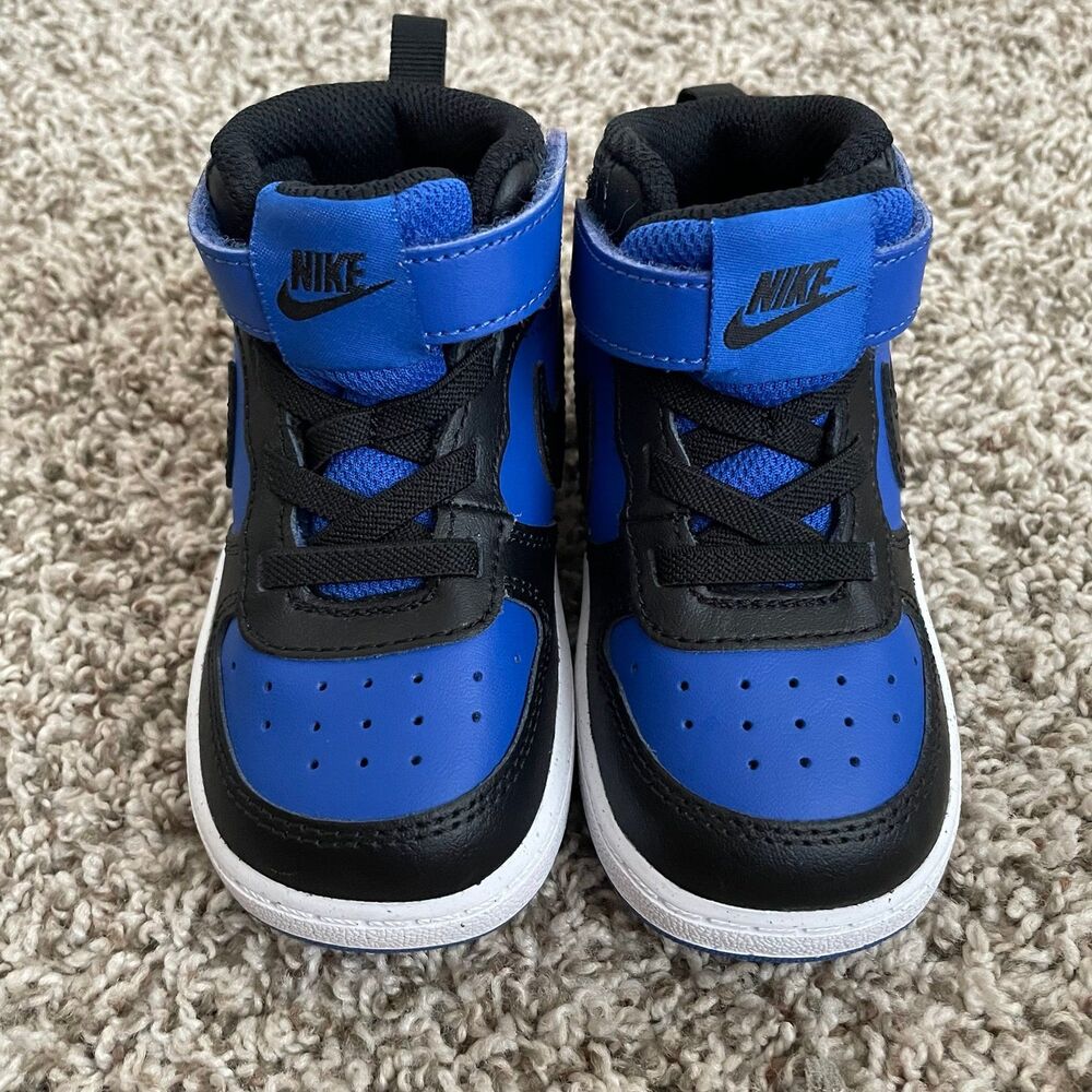 Size 7 / Toddler Boy Nike Sneakers - Picture 3 of 9